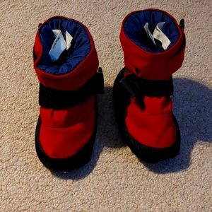 MEC Toddler Boots Size Small